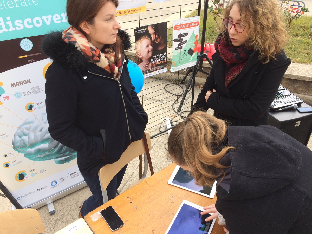 SPINEscience's tweet photo. En direct de @univamu (Campus St Charles), venez tester SPINE avec les @neuronautes ! https://t.co/4L9sE9wodT