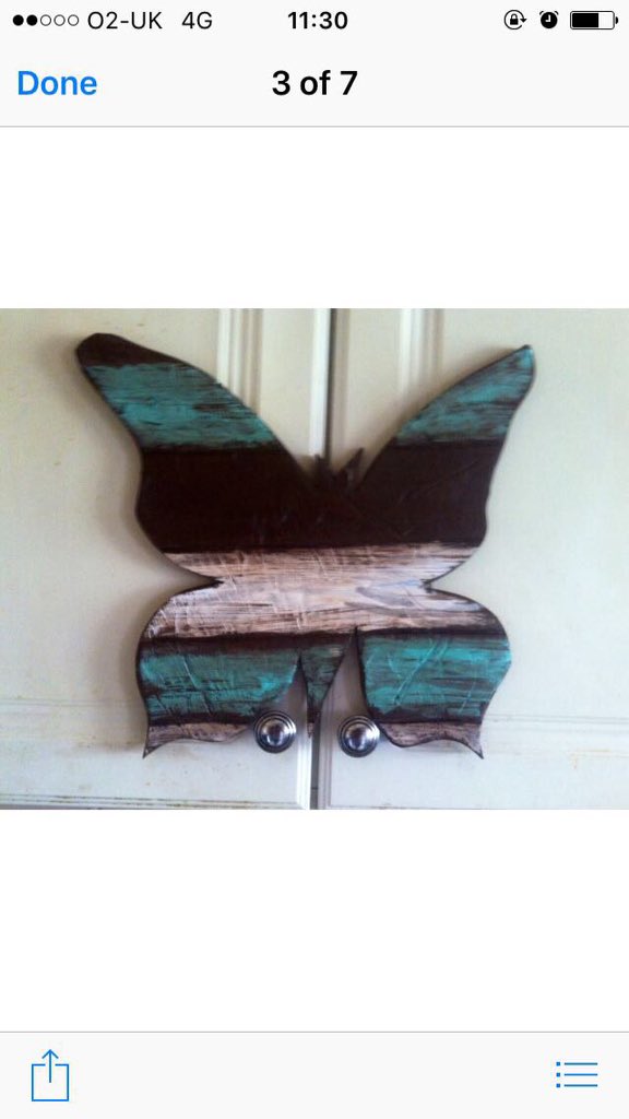 ReclaimedRepub's tweet photo. For the hapless #hairdresser in our lives to the forgetful Other half for the #wildlife #forest dweller also #unique #quirkey #upcycled #green #ethicaly #oversized gifts made in #Croydon @CPFoodMarket @FoxMarketW7 #SE17 #bromley #homedecore #wallart #interiordesigners #artspace https://t.co/opOxSPBqiE