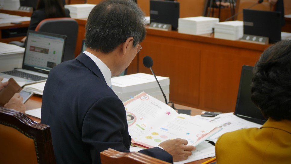 kjpbc's tweet image. 프로그램 다시 듣기 ==&amp;gt;&amp;gt;bit.ly/2k5jx2j“저는 바른정당과 통합을 하면
그 당을 할 생각이 추호도 없습니다.” 국민의당 안철수 대표가 바른정당과 통합을 
추진하고 나섰습니다. 같은 당 천정배 의원은 이를 강하게 비판하고 있습니다.