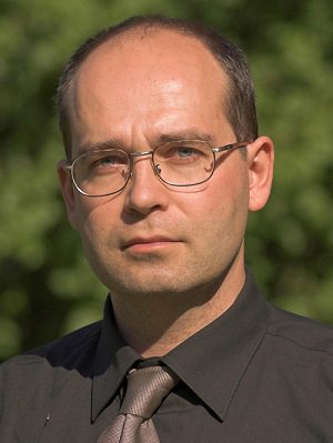 copycamph1's tweet image. Automatické texty mohou firmě pomoci, ale dovedou napáchat i hodně škody. Víte, kdy je použít, jak s nimi pracovat a na co si dát pozor? Na #copycampH1 vás Vláďa Saur zvaný @dedouch do všeho zasvětí.