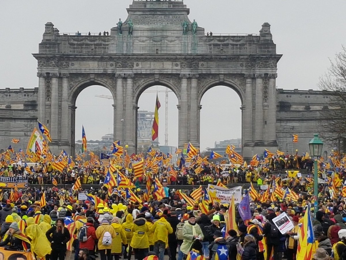 Incredible show of people power #Catalonia in #Brussels #WakeUpEurope