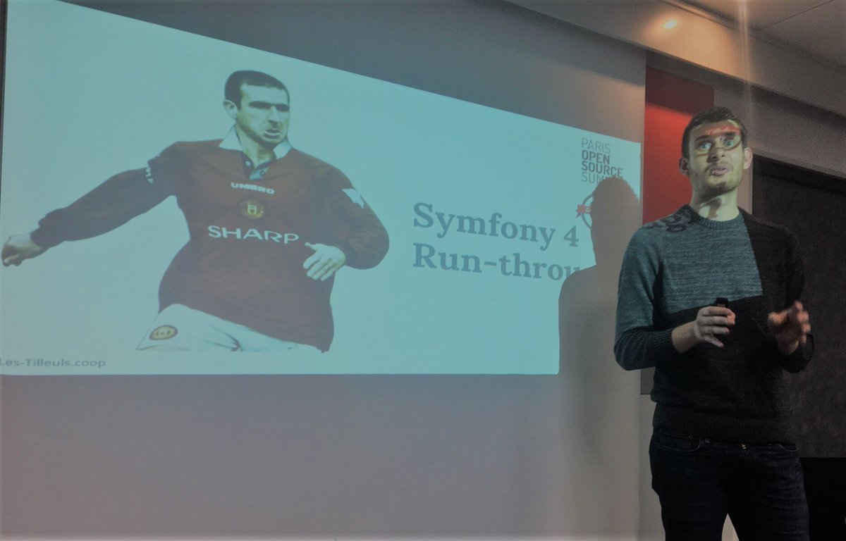 sensiolabs's tweet image. En direct de la présentation de #Symfony4 par @dunglas au @OSS_Paris !