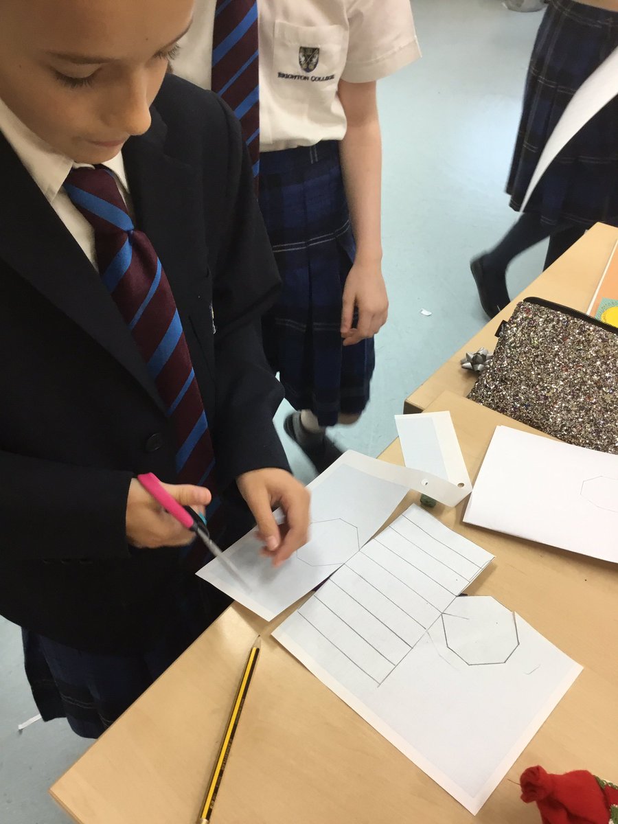 BCADprepmaths's tweet photo. Nets of 3D shapes - is the net as you expected? Is there more than one net for each shape? #mathsisfun #bcadcreativity @BCADyear6 https://t.co/2axTfpbXEX