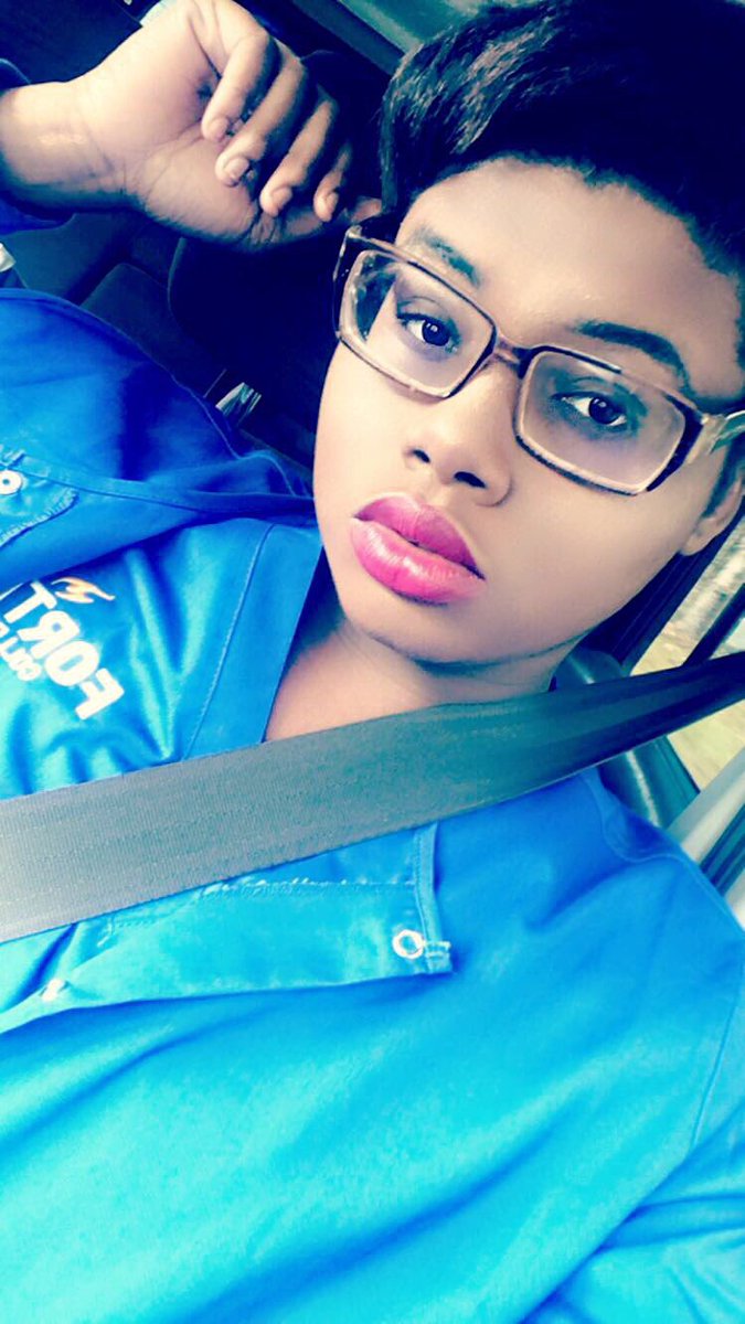zariah_horne's tweet photo. #FutureMedicalAssistant👩🏾⚕️🏩🤘🏾😍 https://t.co/VRKQVhcIWk