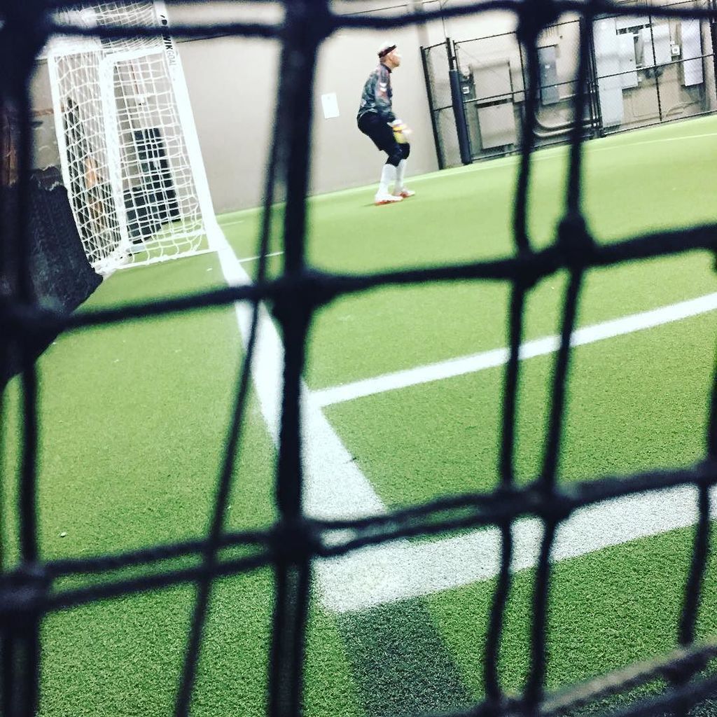garyploski's tweet photo. “Stay in your cage!” – mudda at every game growing up. ❤️ I cannot get enough of this position. Goalkeeping has shaped me into the person I am today. ⚽️🤚🥅❗️#thatsnotme
.
.
#futsal #indoorsoccer #soccer #keeper #keepah #goalkeeping #nottoday #jesu… https://t.co/7OM7pURsd1 https://t.co/IH3V8avf7m