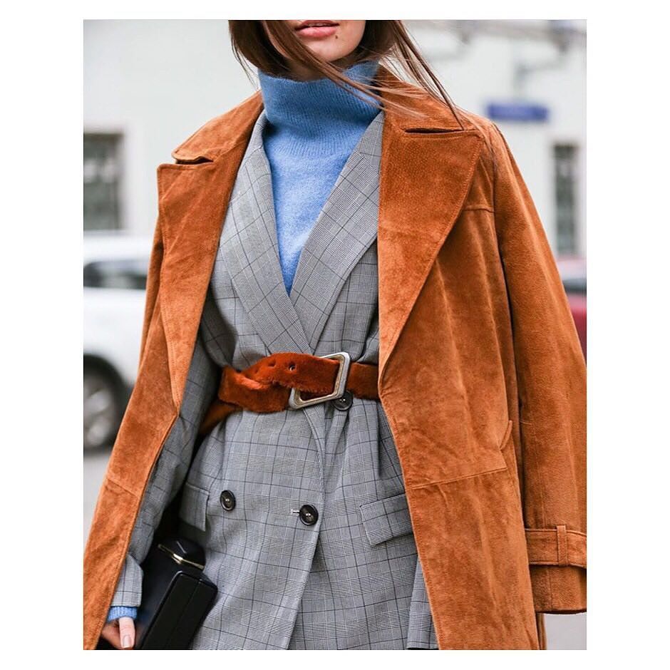 The_30th's tweet photo. TREND REPORT: Layer your winter style with two jackets to create a chic #streetstyle look. https://t.co/UfUFTq599C https://t.co/fcmheoII1F