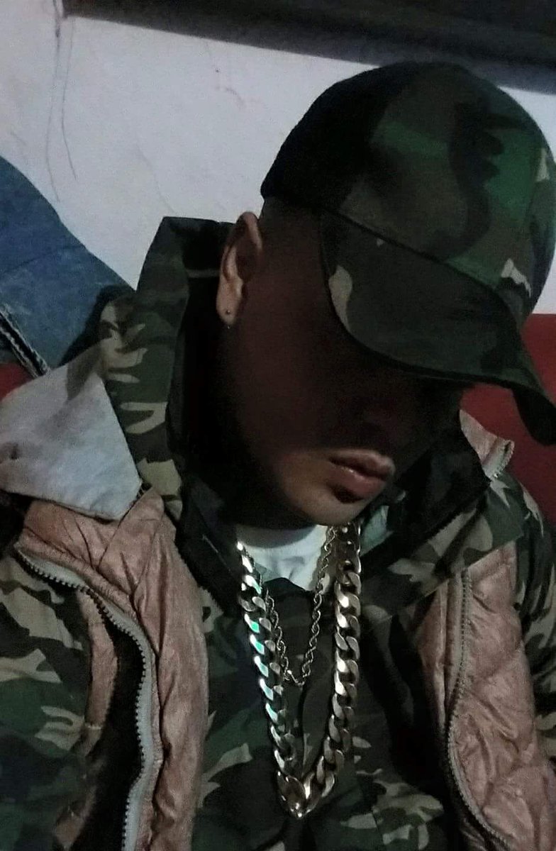 azulgarciiaa's tweet photo. Trabajando en un tema durisimo @juniormtz #AzulBboy 🔥🔥 https://t.co/xxiYaWB29u