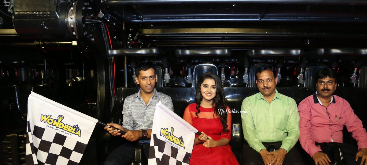 tfitalks_Offl's tweet photo. #Anupama Unveiled Indiaโs First Space Flying Experience Ride At #Wonderla #Hyderabad #MissionInterstellar
#AnupamaParameswaran #AnupamaParameshwaran #TFITalks
@anupamahere https://t.co/vEGSRRMhvL