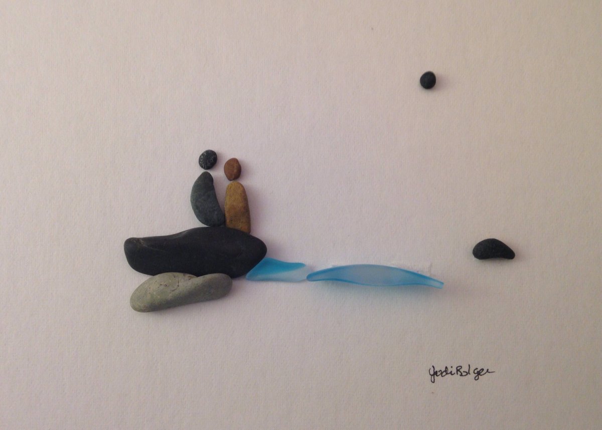 pebbleartbyjodi's tweet photo. Pebble Art Couple  Picture, 8 x 10  Framed Couple  looking over … https://t.co/Qxnc1Jt2C3 #giftideas #CouplesPresent https://t.co/sazrRAPdT7