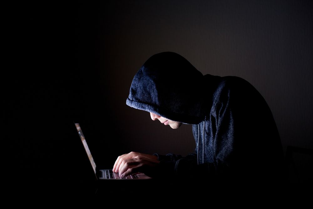 Message à nos fidèles internautes : 
macon-infos a été victime ce 6 décembre d'un cyber-pirate dont l'intention était de détruire le site, d'où sa disparition momentanée.
Notre informaticien est à pied d'oeuvre pour un rétablissement rapide. Merci de votre compréhension.
RB