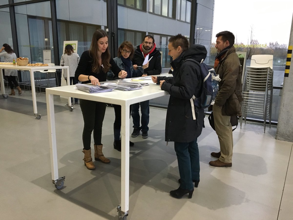 ApprocheALPES's tweet photo. #SEG2017 l'accueil a commencé ! @serrenumerique @IMTLilleDouai @CCIGrandHainaut https://t.co/iFIXFLRWaU