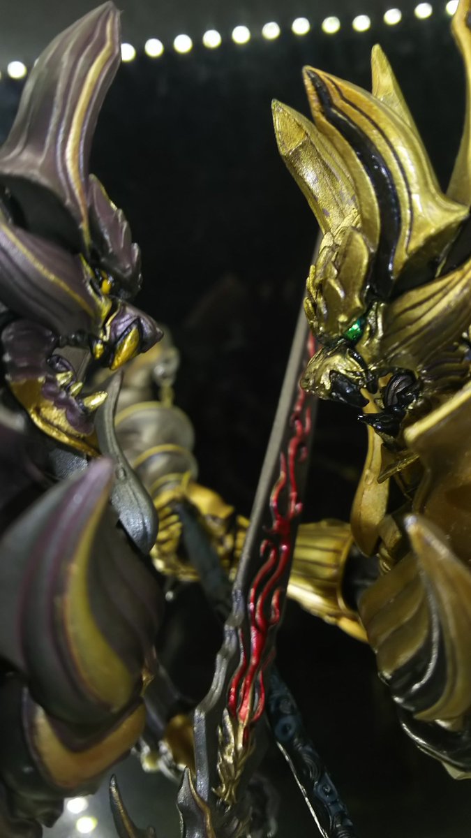 ナイン Na Twitterze 金キバｖｓキバ 魔戒可動 牙狼 リペイント