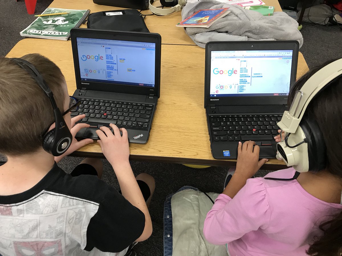 MissKeffer's tweet photo. We’ve been so busy this week that I haven’t gotten to tweet all our #hourofcode adventures! Our Google Doodles were amazing! I was a very impressed teacher today! #cvcode @CajonValleyUSD @avocadogators #room15andme https://t.co/T0Ha3uNhIZ