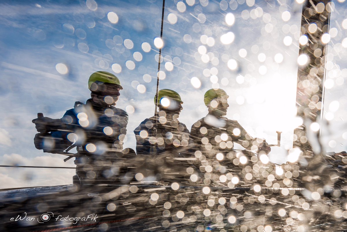 PoleMerBA's tweet photo. C'est demain au #Nautic2017 avec le Pôle Mer Bretagne Atlantique !
A l’occasion du salon nautique, le Pôle organise 2 temps forts pour échanger innovation, nautisme et course au large. Plus d'infos sur https://t.co/GxLnp8q7h1 
@BretagneBDI @NauticParis @paysdelaloire https://t.co/r0NvWuUY1J
