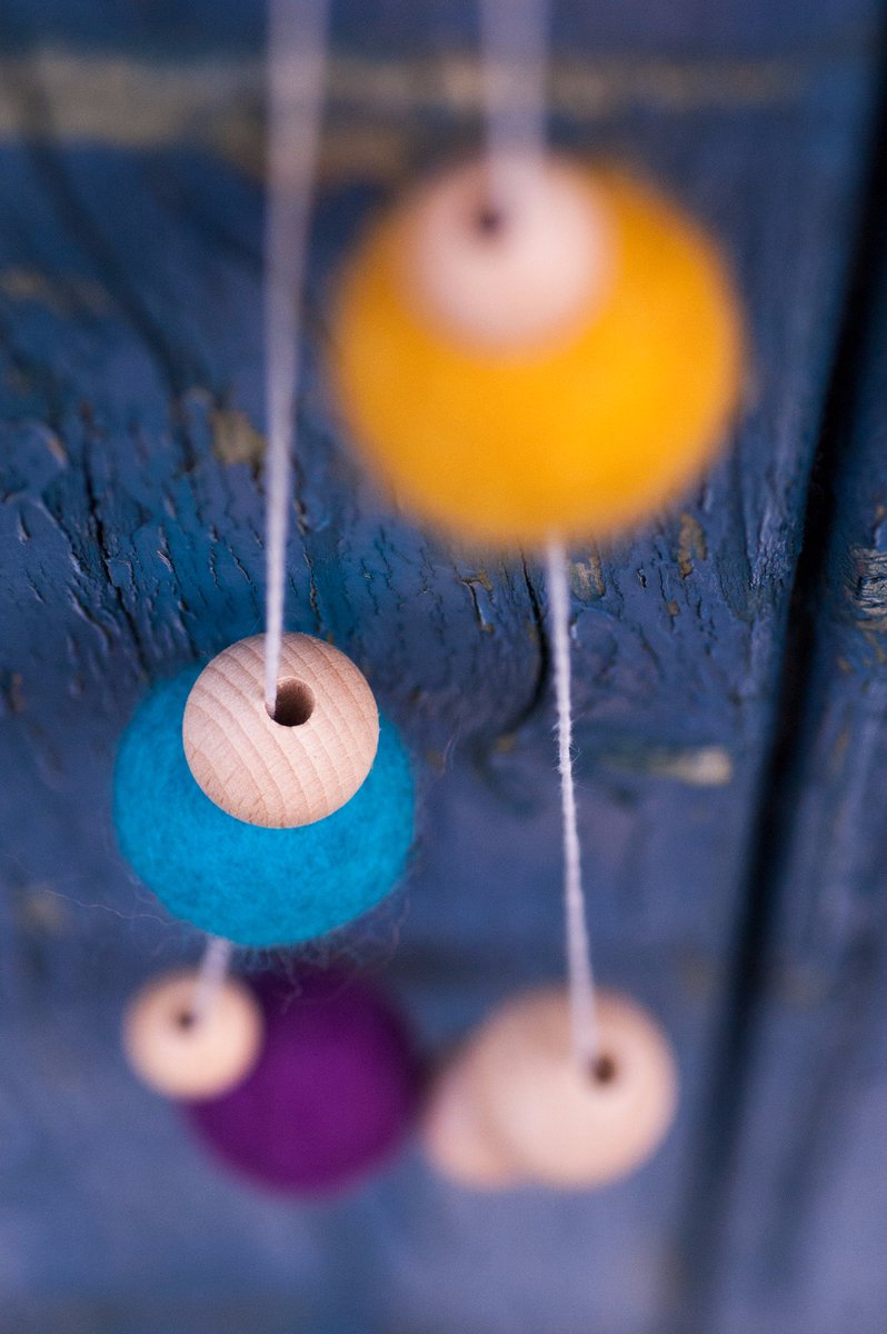 sanyawinter's tweet photo. It's a new day, it's a new dawn! And we're keen on what's behind door #7 of the advent calender. Minima 03 with a magic violet bead it is! Head over to Etsy and ask me for her: https://t.co/vmzmpAMi0A

#UnitedColorsofEurope #UnitedColorsofEtsy #ecochristmas #giftsforher https://t.co/6yeRHl5acE