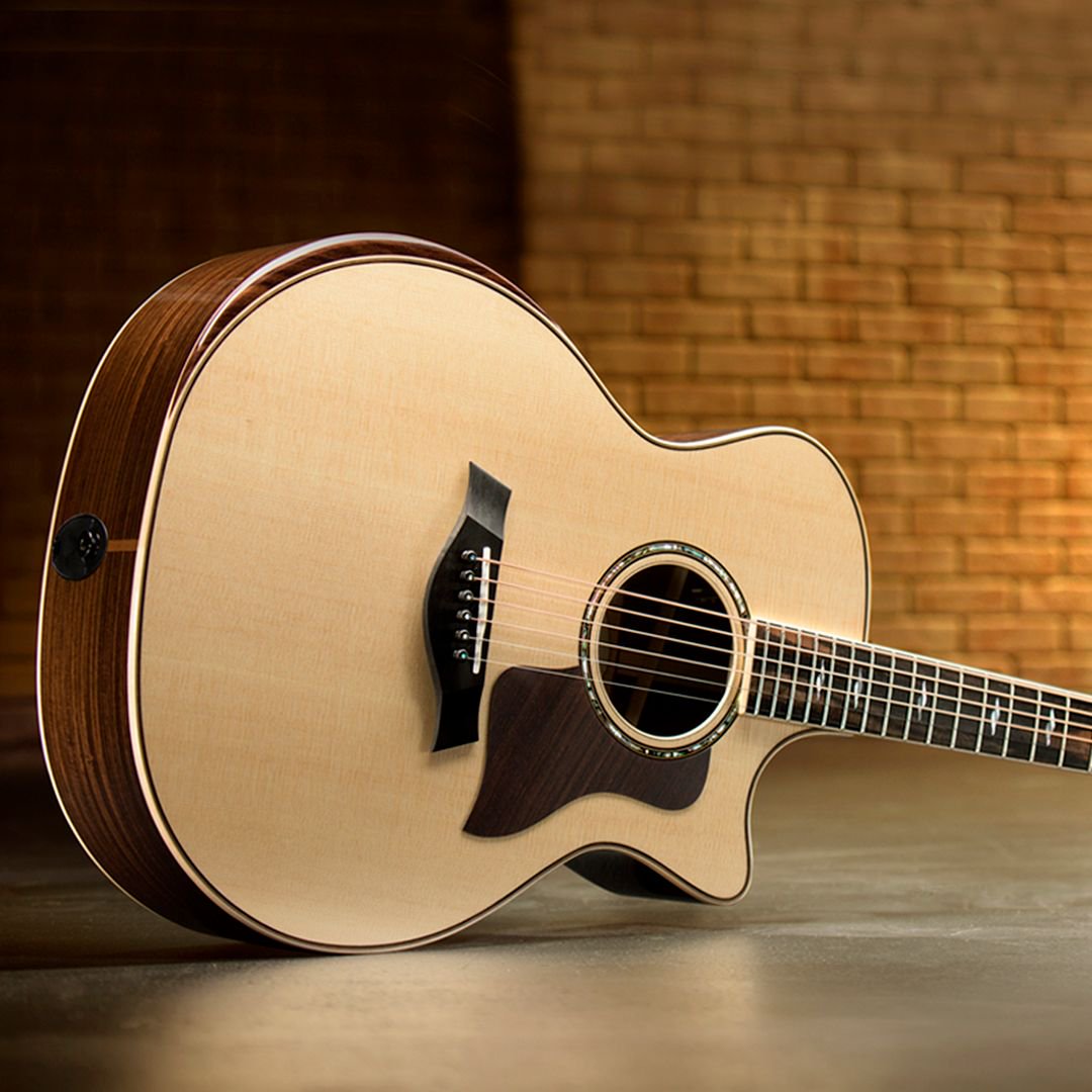 TaylorGuitars's tweet photo. The 814ce DLX is an upgrade on our best-selling guitar, with a new rosewood armrest and refined voicing for greater low-end response. #GiftaTaylor | https://t.co/gXQ6yuyWK9 https://t.co/pOFsK2iArQ