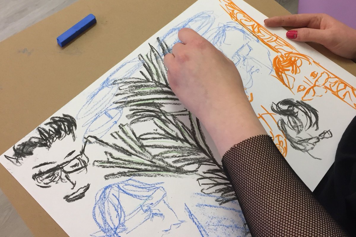 Mindfulcreate's tweet photo. At a bit of a loose end this morning - why not drop into Leeds Central Library at 10.30 for a Drop in and Draw session! Free and in an inspiring location too
#mindfullycreate #creativeleeds #LeedsCentralLibrary #LeedsArts
https://t.co/i6LDwmyPKh https://t.co/OwdqfLI5rl