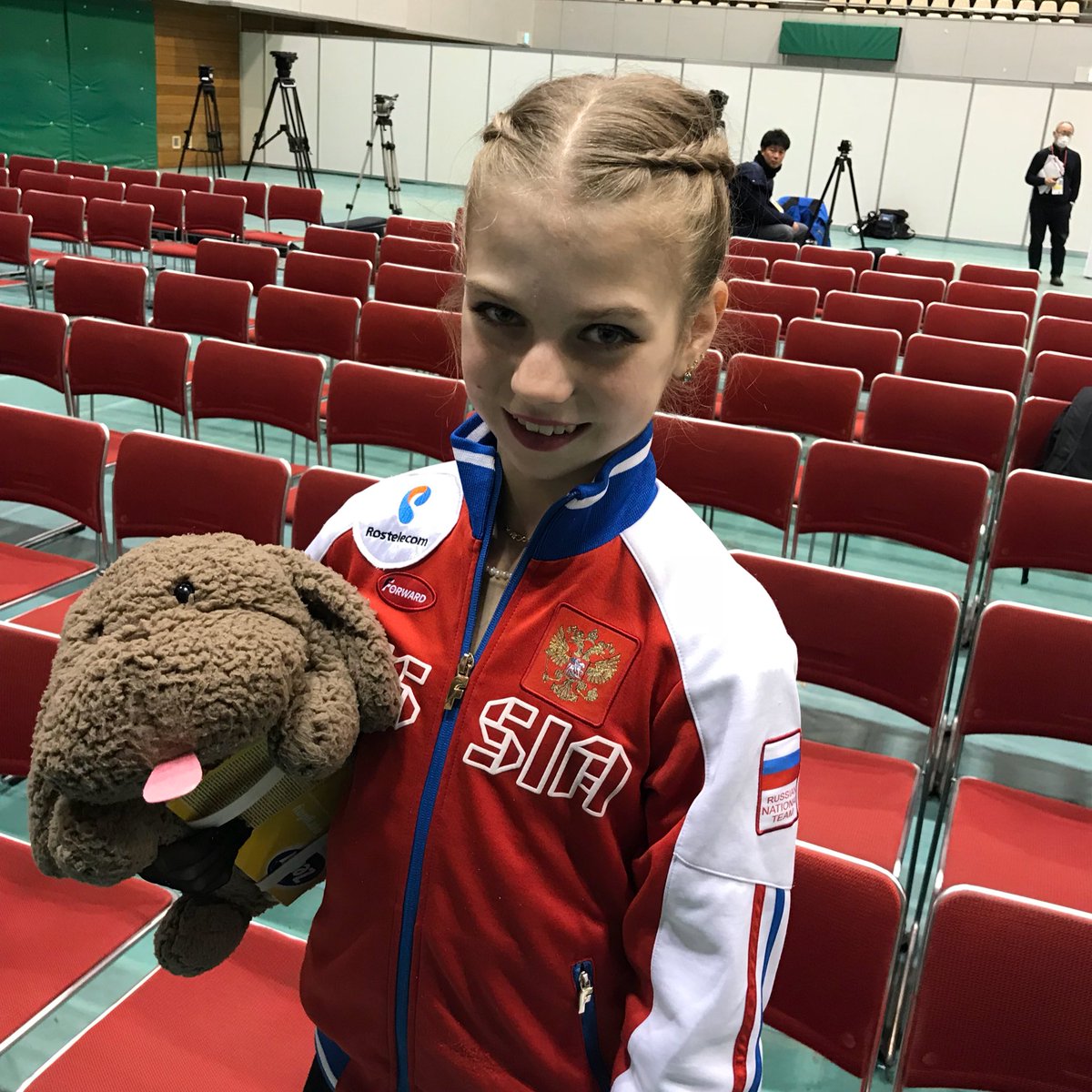 Junior - Final Grand Prix 2017/2018, 7 - 10 Dec 2017, Nagoya Japan  - Страница 6 DQboAl9UQAEW3Zz