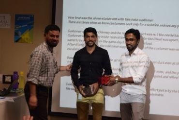 WorkAtFlipkart's tweet photo. Read about the inspiring tales from the #HeroesOfFlipkart series here https://t.co/bTiQhVON6b https://t.co/bmw4nq158W