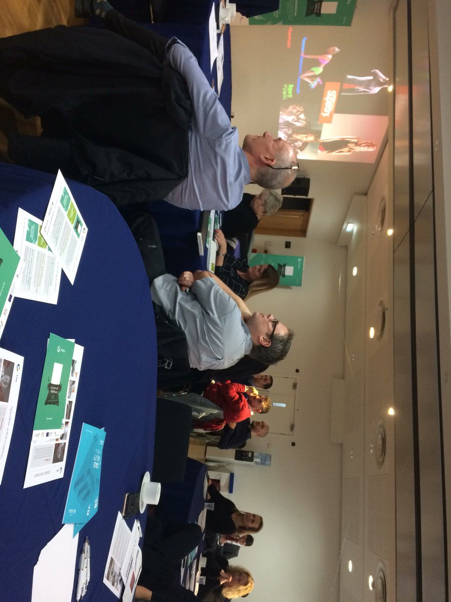 EnterpriseColin's tweet photo. Great turnout at #growthhublive with @ChasHowes last burst of inspiration of 2017! https://t.co/5m8ML0jQog