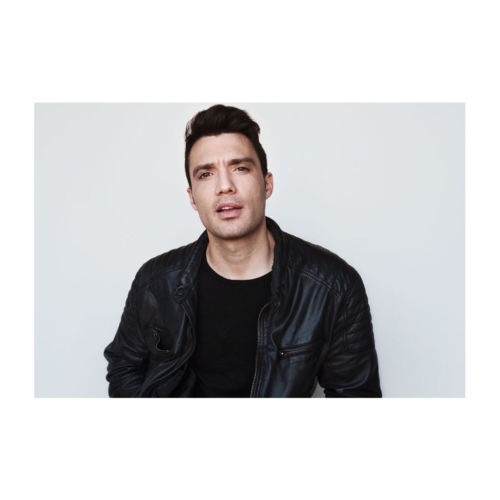 New #headshot for #actor and creative @Arif_Alfaraz shot on #leicasl #theaphp