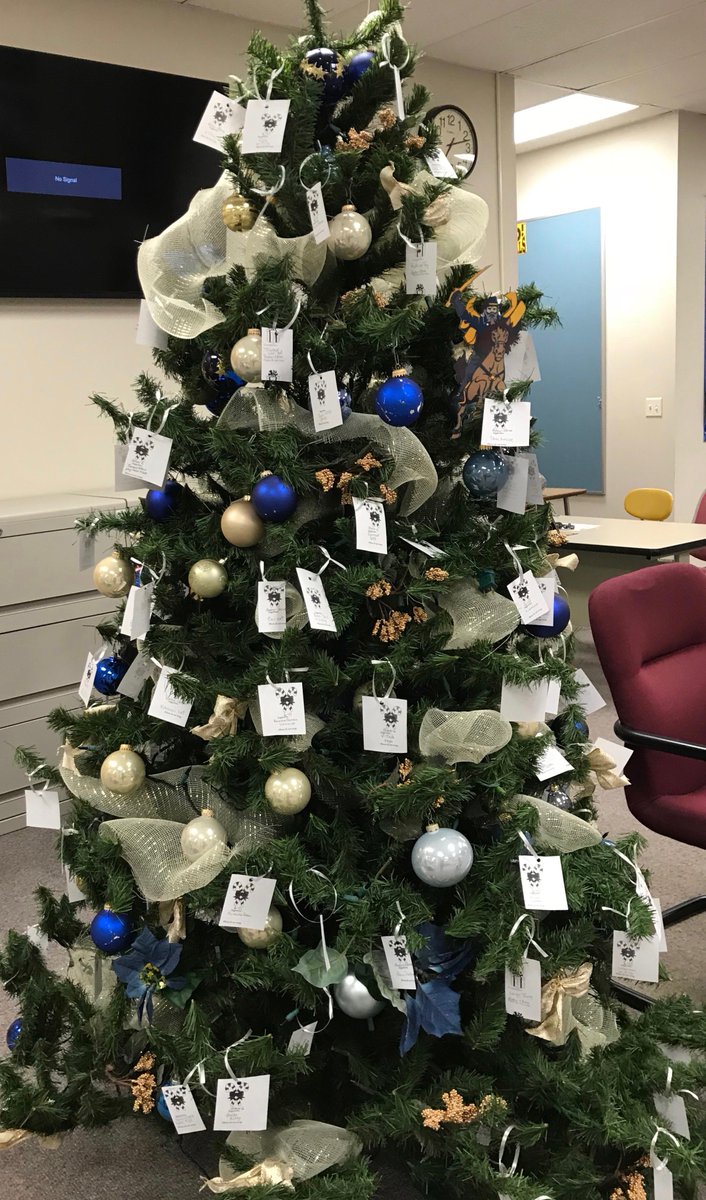 WHS_MainOffice's tweet photo. Support our GivingTree! Retweet if you see General Woo! #whereswoo
https://t.co/tjMx4pAizw https://t.co/bvFZsFJq2l