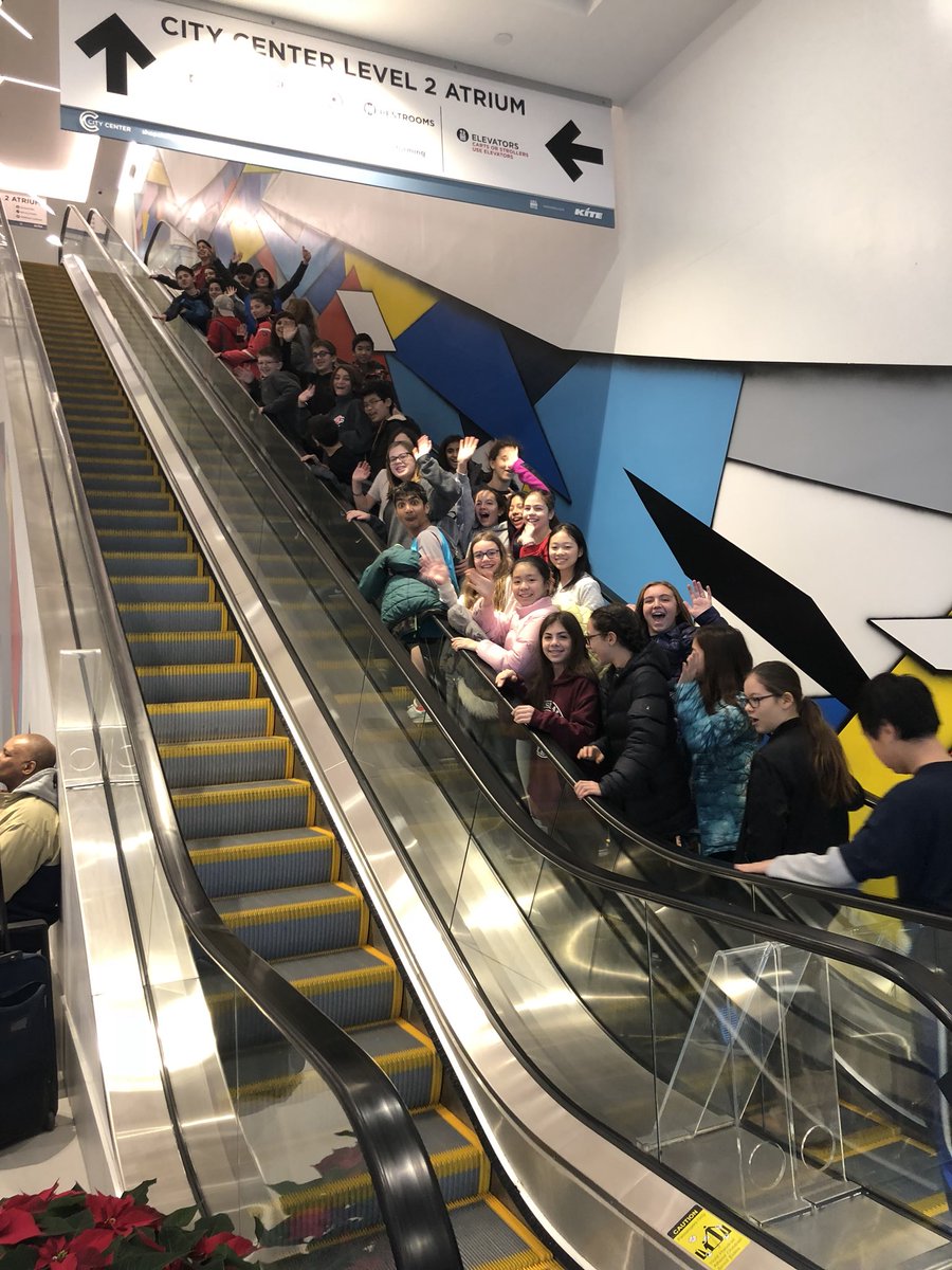 SMSmrfisher's tweet photo. Butler 7 descends upon Wonder! #ScarsdaleMSPride https://t.co/gwq0rQLMGO
