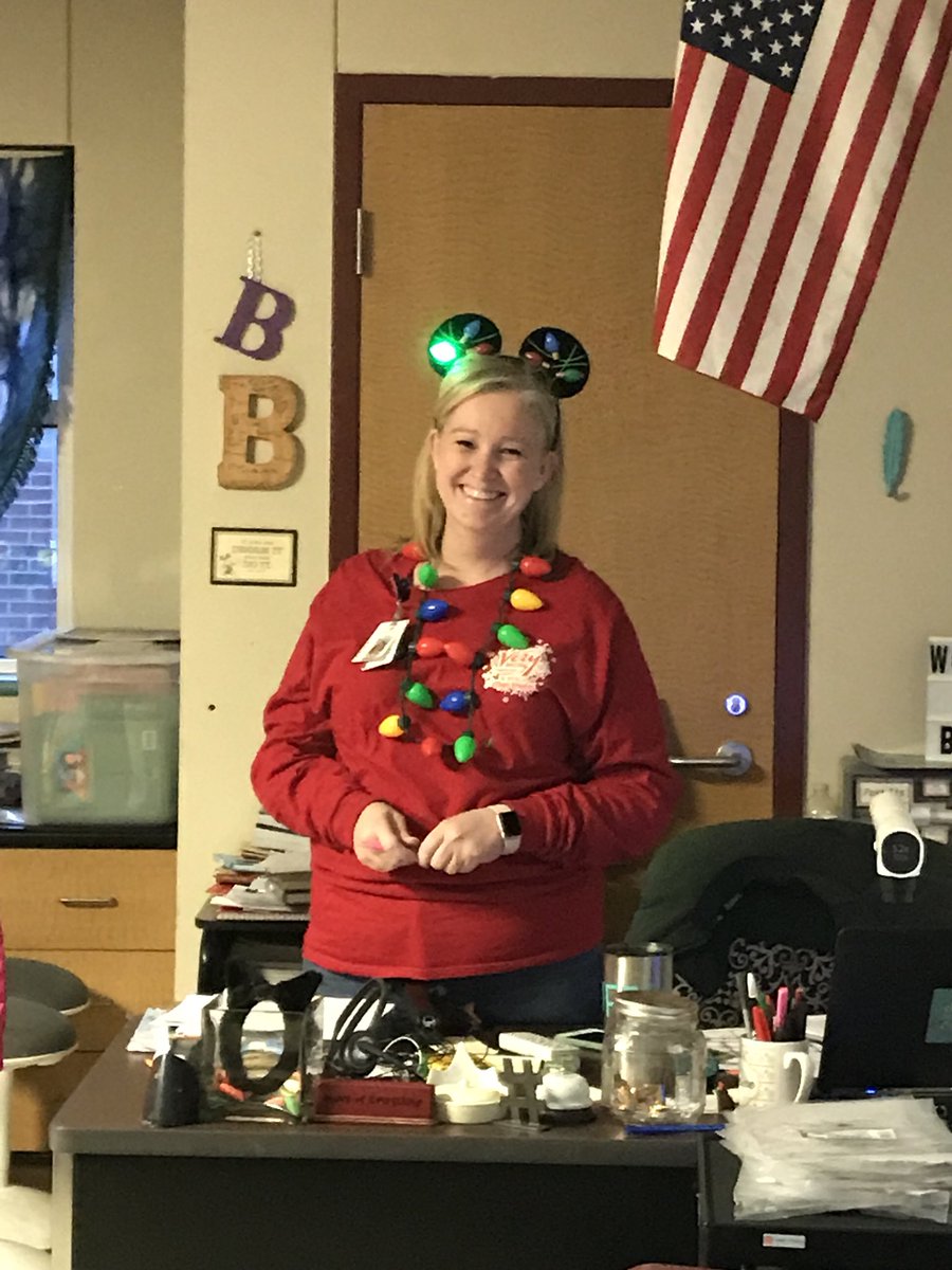 yolanda_wallace's tweet photo. It’s getting serious around here @PrairieViewES #pveleads https://t.co/NrvCt66V77