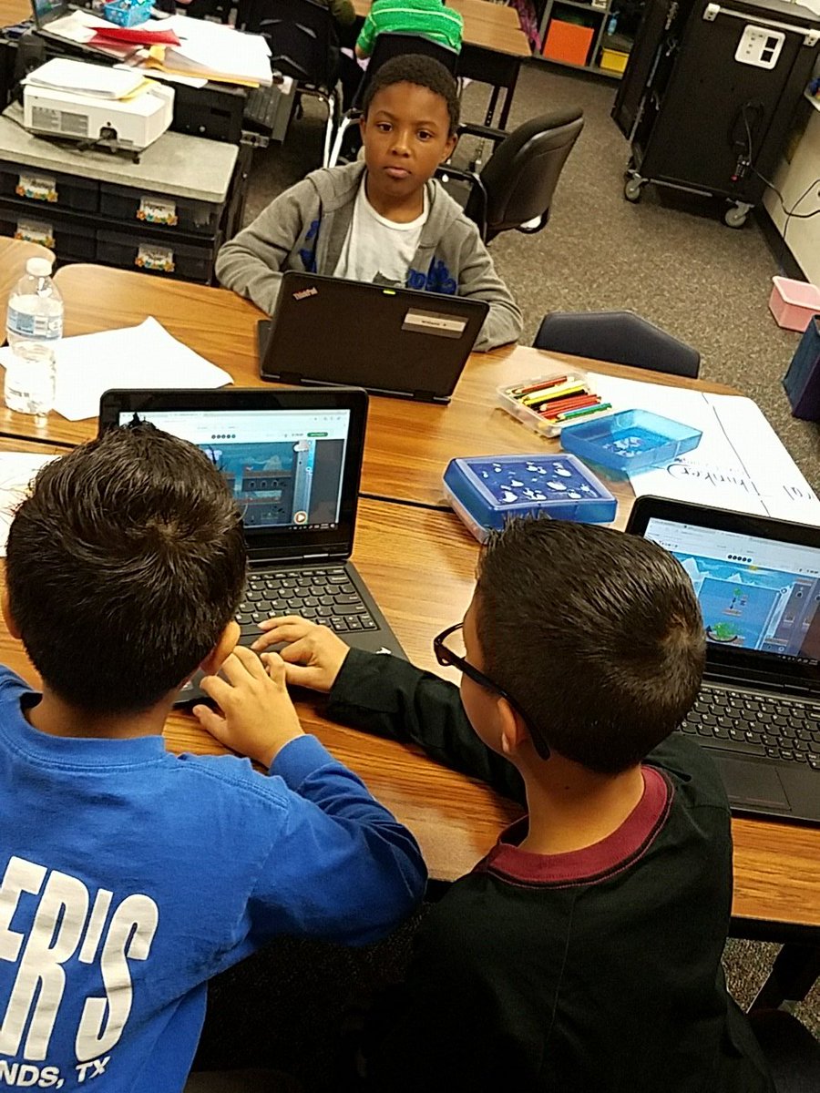 Our first hour of code. These kids amaze me. Love seeing them help each other. #starringmueller #HourOfCode2017