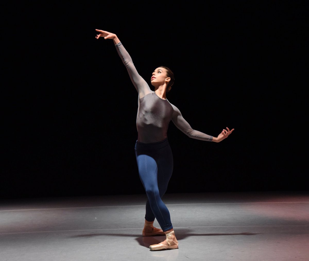 GinDanceCo's tweet photo. Some great photos from #ConnectDisconnect choreographed by @shuchencuff @ our #GDCChampagneandChocolate #Gala. #gindance #gindancers #ballet #contemporaryballet #pointe #gindancecompany #performance #performingarts #gdcgala #ballet https://t.co/rrZkkINnPu