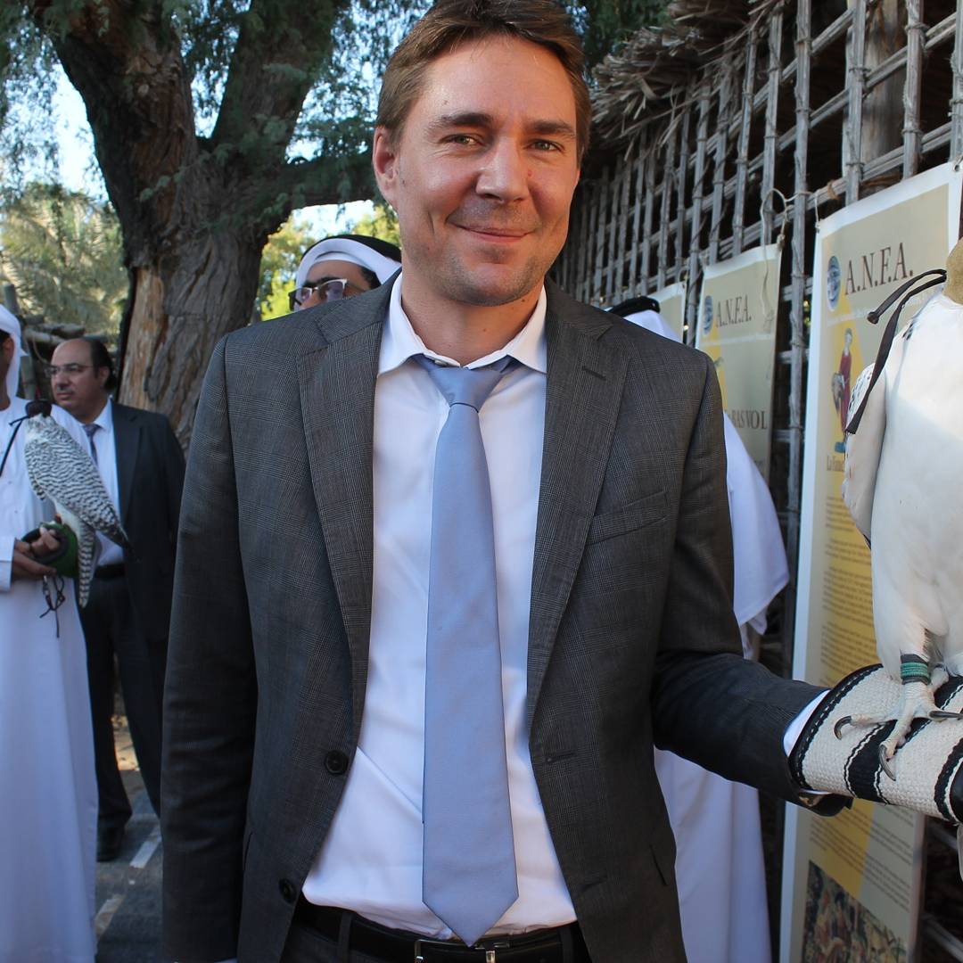 AFAbuDhabi's tweet photo. Thank you to the French delegation of young falconers for this special afternoon @ Heritage Village. 
#uae #franceuae #abudhabi #afad #ifuae https://t.co/ZyuFy8AqgR