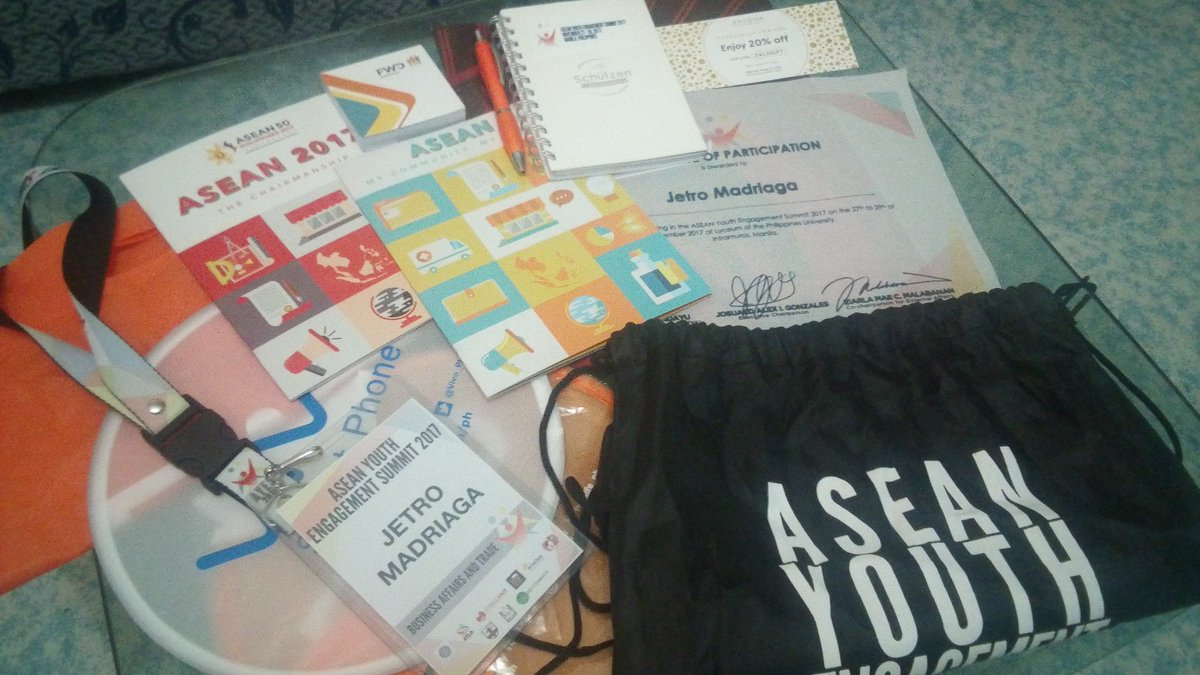 readyjetgooooo's tweet photo. It's been a week
#Ayes2017 Too lazy to upload though Haha
More photos to come Yay https://t.co/X4i4EHC9vF
