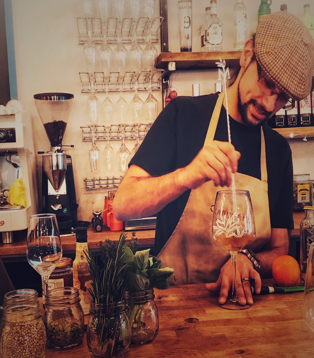 CAPUCANA in the house!!!! 
Get yourselves here from 6pm onwards to learn how to make these beauties 🍸oh and drink them of course #capucana #cocktailmaking #cocktaildrinking #didsbury