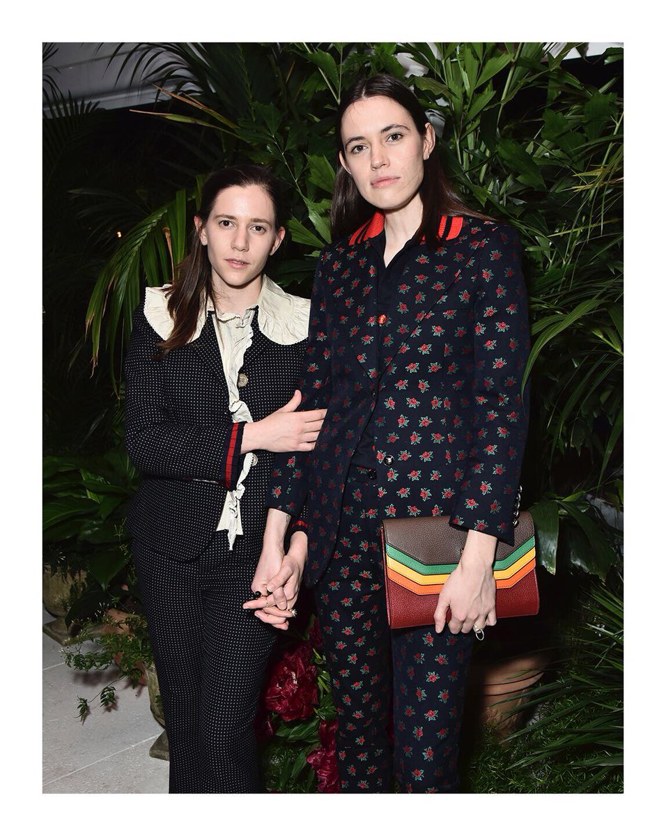 gucci's tweet photo. Artist @cocoladas in a #Gucci suit and shirt and ##FrancesWilks in a #GucciPreFall17 jacquard suit and #GucciTotem bag by #AlessandroMichele—guests of the @artsy and #Gucci dinner which took place during @artbasel art fair in Miami Beach. https://t.co/DxUvxC0hMG