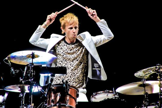 I cannot believe Dom is 40 today! Happy Birthday to one of my favourite drummers     