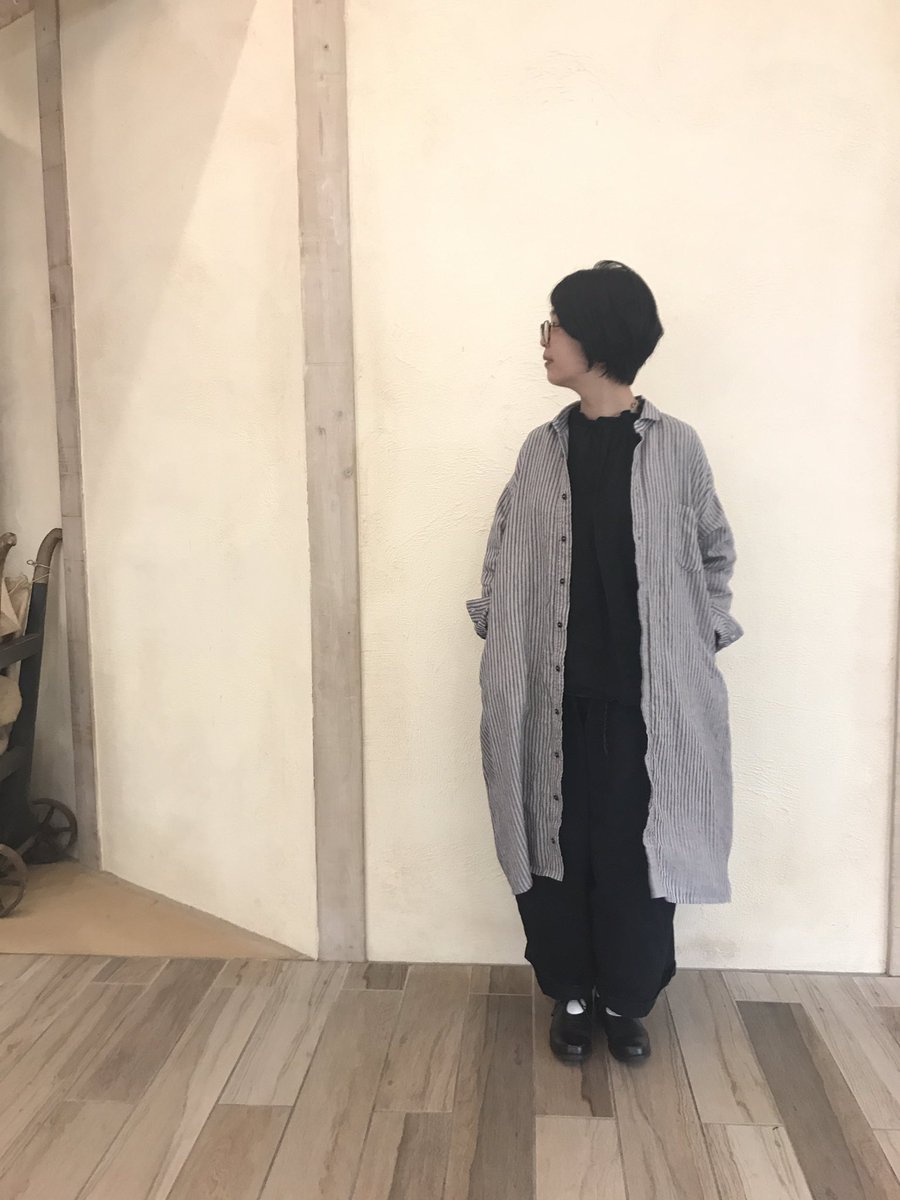 見事な創造力 黒 シャツワンピース Robe ネストローブ Nest ひざ丈ワンピース Guiacieneguilla Com