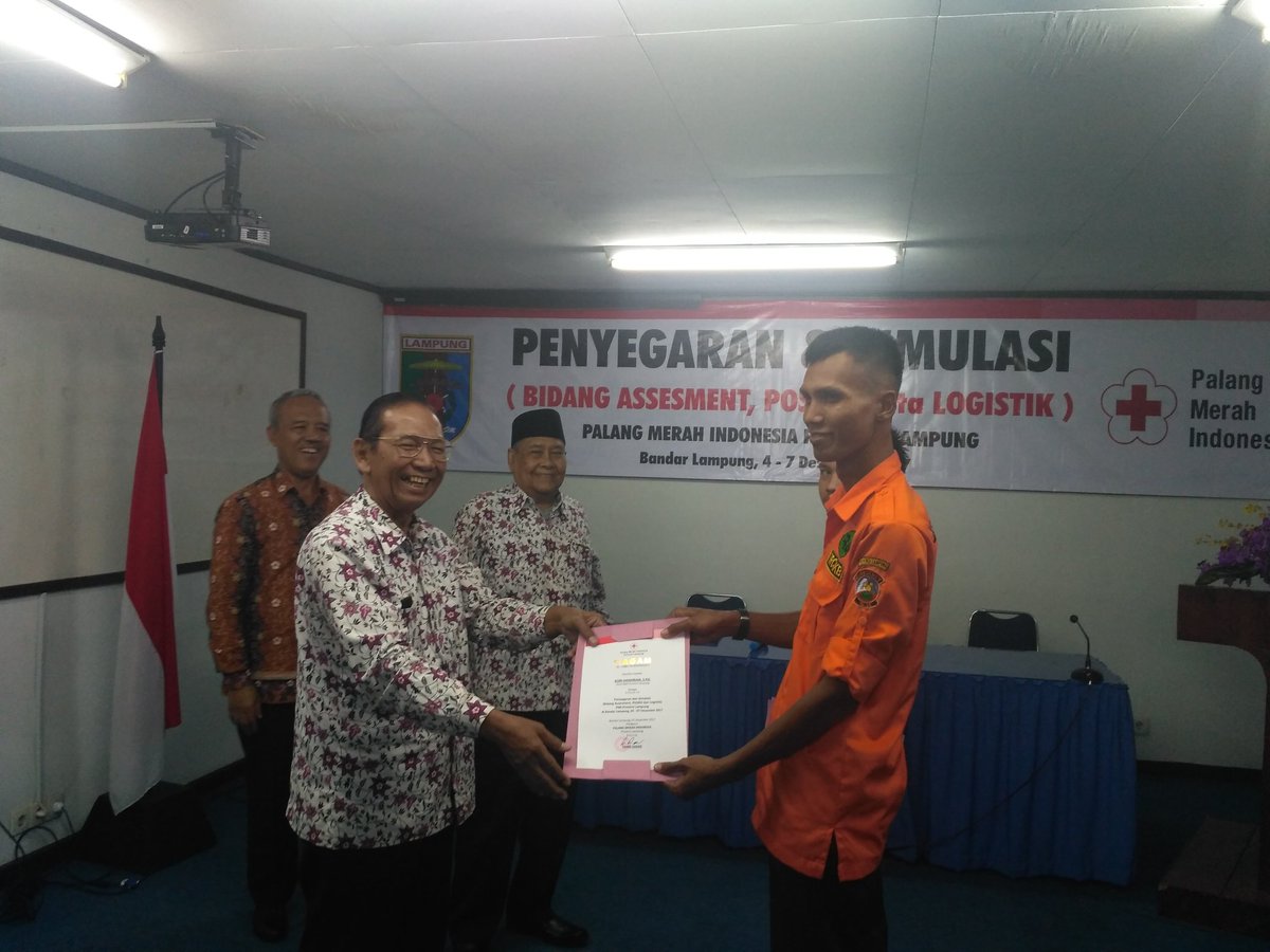 pmipringsewu's tweet photo. Penutupan Refresh&amp;Simulasi Bid. Assessment, Posko, dan Logistik PMI Kab./Kota dan Stakeholder terkait oleh I.S Bunari Waka I Bid. Org&amp;Kelembagaan PMI Prov.Lampung@palangmerah@pmilampung
#pmisiapbantu
#refresh&amp;simulasiassessment,posko&amp;logistikpmi https://t.co/T4cmfu125i