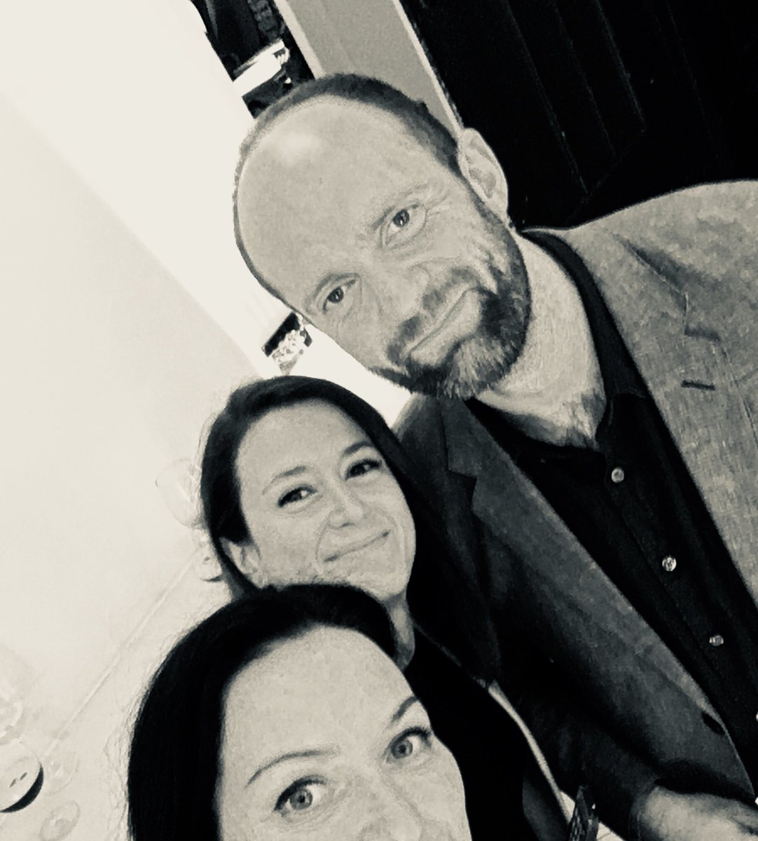 VelvetLiving's tweet photo. Another snap of the team at last weeks amazing party for @bovingdons 30th birthday! We loved it, thanks guys π #velvetliving #bovingdons #catering #party #fulhampalace https://t.co/YB3ZNzIpuU