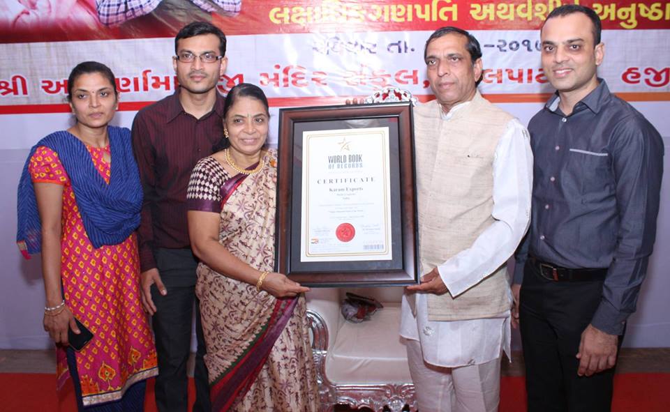WBR_London's tweet photo. Karam Diamond Ganesha ( also known as "Natural Diamond Ganesha" )is taken in World Book of Records, London (UK )under the title 'Unique Diamond Stone of the World'is unique and an amazing creation of nature.The certificate is bestowed to Mr. Kanu Asodaria,Chairman- Karam Exports https://t.co/pscMHxX54g