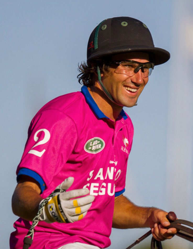 ¡LAS MONJITAS CON NUEVO EQUIPO PARA LA TRIPLE CORONA ARGENTINA 2018!

Los integrantes del nuevo equipo naranja son Guillermo Caset, Hilario Ulloa, Facundo Sola y Julian De Lusarreta.