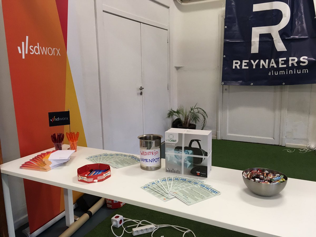 JobfactoryTM's tweet image. De eerste voorbereidingen staan klaar. Kom VR spelen en Tweeten op onze stand @talentenmarkt van @VokaKvKMechelen #jobfactory