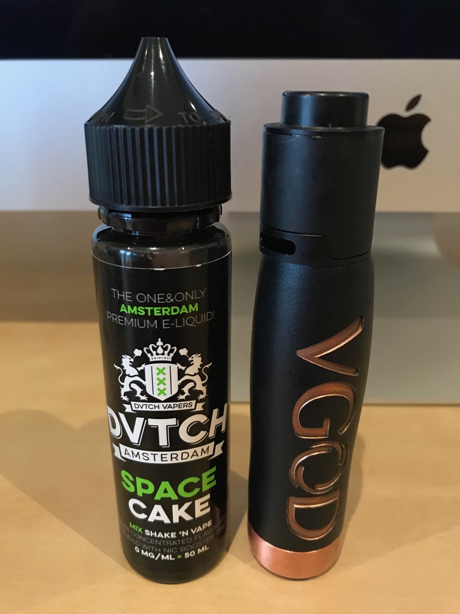 DagaMuten's tweet photo. Un liquido premium de #vapeo muy intenso y altamente concentrado con pastel de marihuana. Sencillamente impresionante para #dripeo. https://t.co/kXYhta1nuG