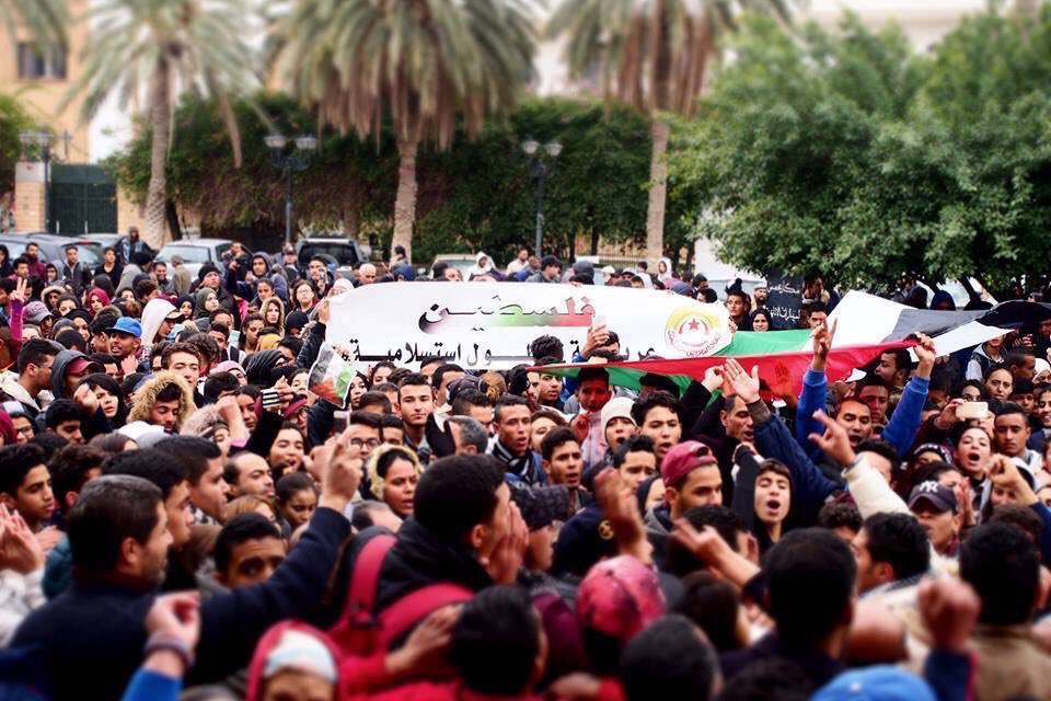 Palestine_ar's tweet photo. تونس تنتفض لأجل القدس .. فلسطين عربية
#القدس_عاصمة_فلسطين https://t.co/Adipll9Bfe