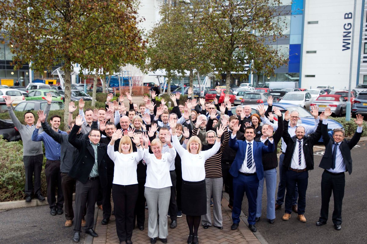 WillmottDixon's tweet photo. Hands up if you are growing across South Wales and need to move to bigger offices in Cardiff https://t.co/gg6w4CT2h0 https://t.co/fkifzCGdOM
