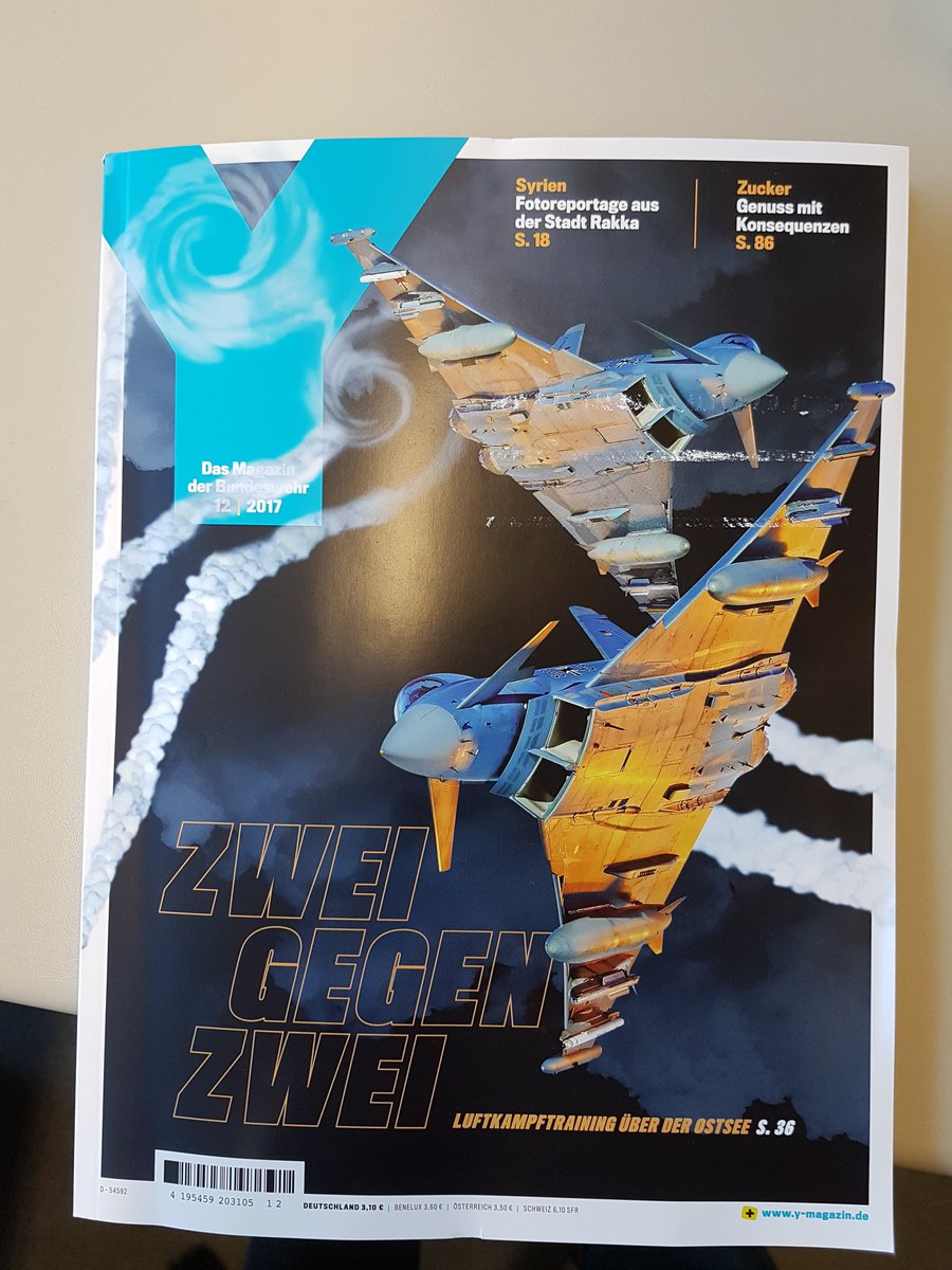 FuocoSavinelli's tweet photo. Macht #Bundeswehr Magazin Y Werbung für "Terrororganisation" #YPG?  Oder zeigt diese Reportage nicht vielmehr wie absurd und falsch das Verbot von YPG/YPJ-Fahnen in Deutschland ist? Ich freue mich schon auf die Reaktion der Türkei 😁 https://t.co/FSrMeD92KC