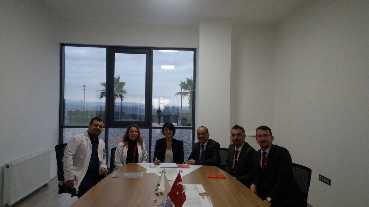 Lise direktörümüz Sayın Sabahat Süer lise öğretmenlerimiz ile görüşmeler yapıyor <a href="/KdzEregliBK/">BK Kdz Ereğli Kampüsü</a> <a href="/Sabahat_Suer/">Sabahat Süer</a>