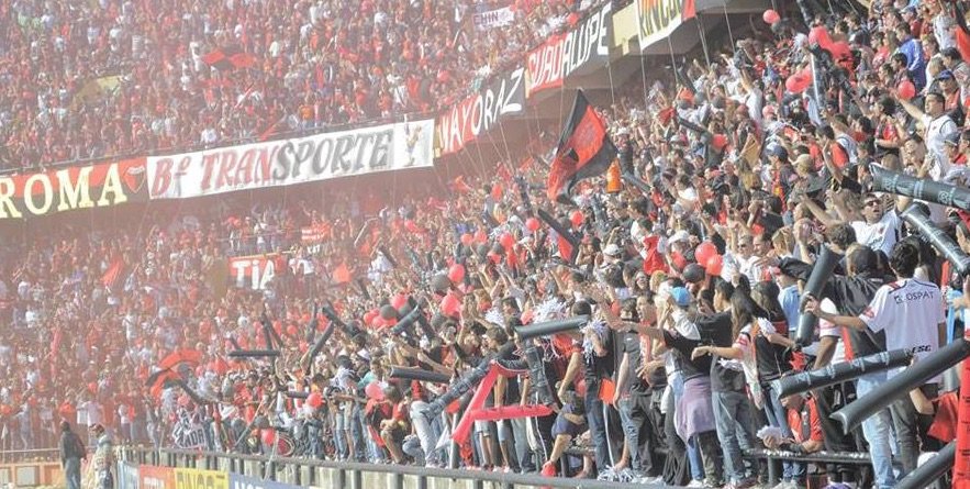granmayoriatw's tweet photo. Un 7 de diciembre como hoy pero de 2014 Colón ascendía tras ganarle a Boca Unidos de la mano de @lucasalario13 . Qué nos van a hablar de amor. https://t.co/JHzdgXyoHN