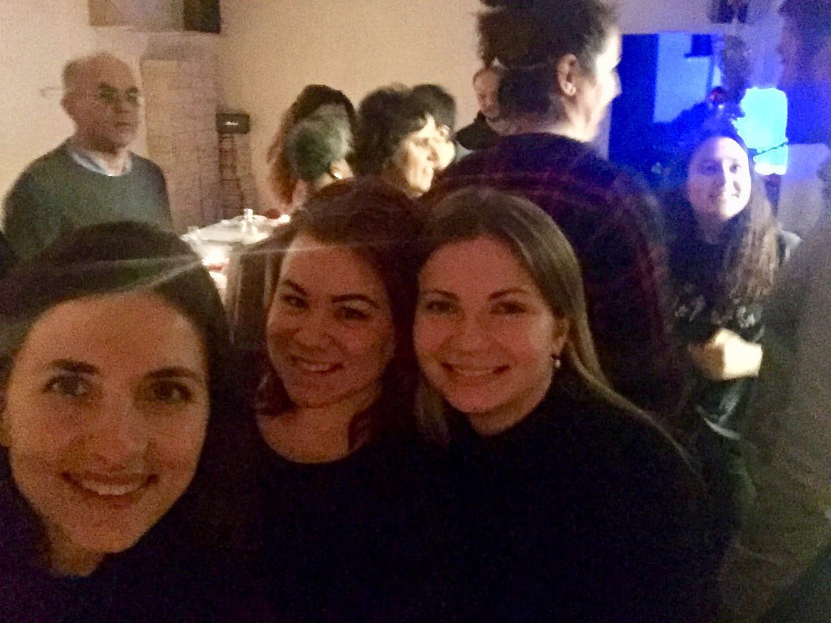 GivingInParis's tweet photo. Yesterday we joined the volunteers dinner organised by Les Petits Frères des Pauvres where we presented Giving In Paris. Very thankful to be able to work with this amazing association! 🙏 #volunteer #benevolat #benevoles #paris #givinginparis https://t.co/zQAR0QuXhB