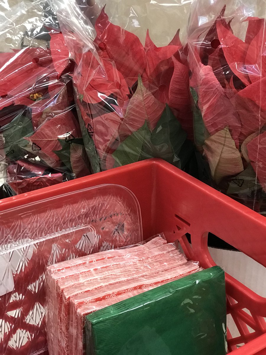 GFFEAlumniNet's tweet photo. Party prep is underway!! Can’t wait to celebrate @SPA_CO’s @NAHYPawards tonight! All are welcome, 6 PM RRHS Performance Hall. #GFSchools #ILoveGFK #DMFToday https://t.co/vhg0ZzzLHh