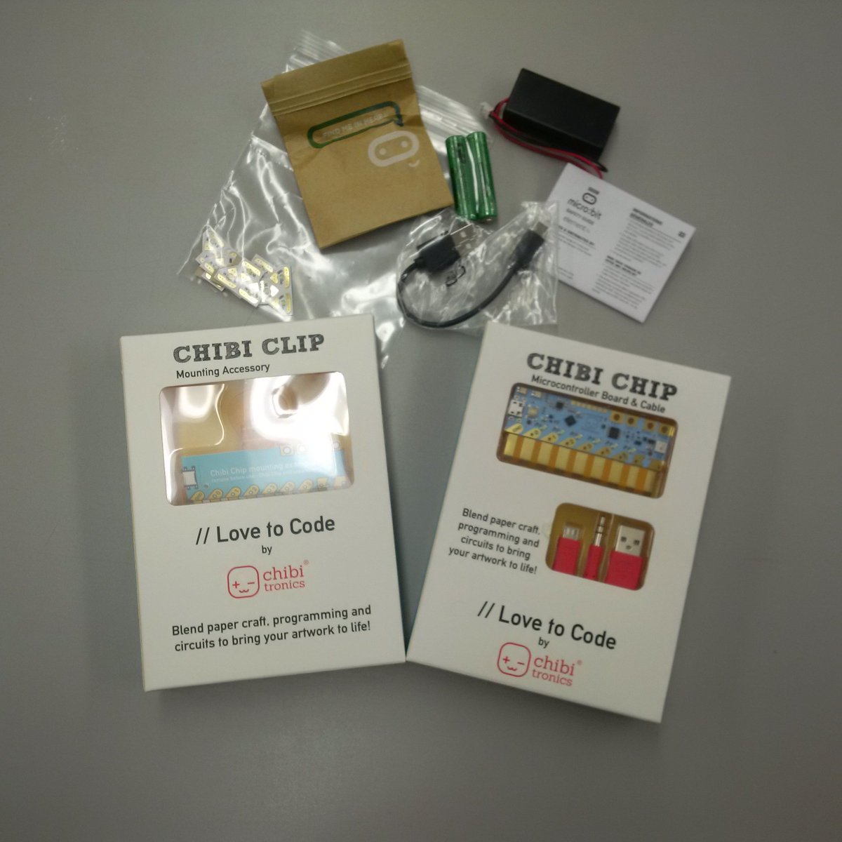 ECVManon's tweet photo. Un autre beau cadeau de la part de @labos_creatifs @Labos_Brillants Merci beaucoup! https://t.co/NXj3NEqIcd
